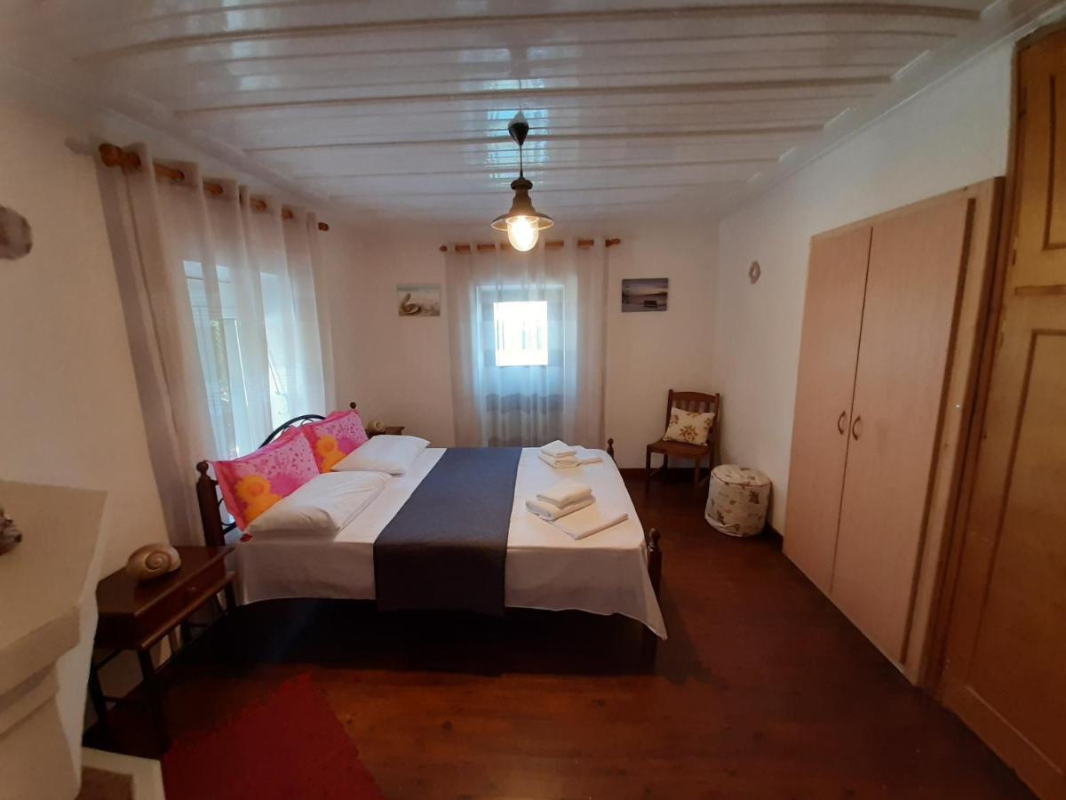 Chiona΄S Apartments By The Sea Paleo Trikeri Luaran gambar