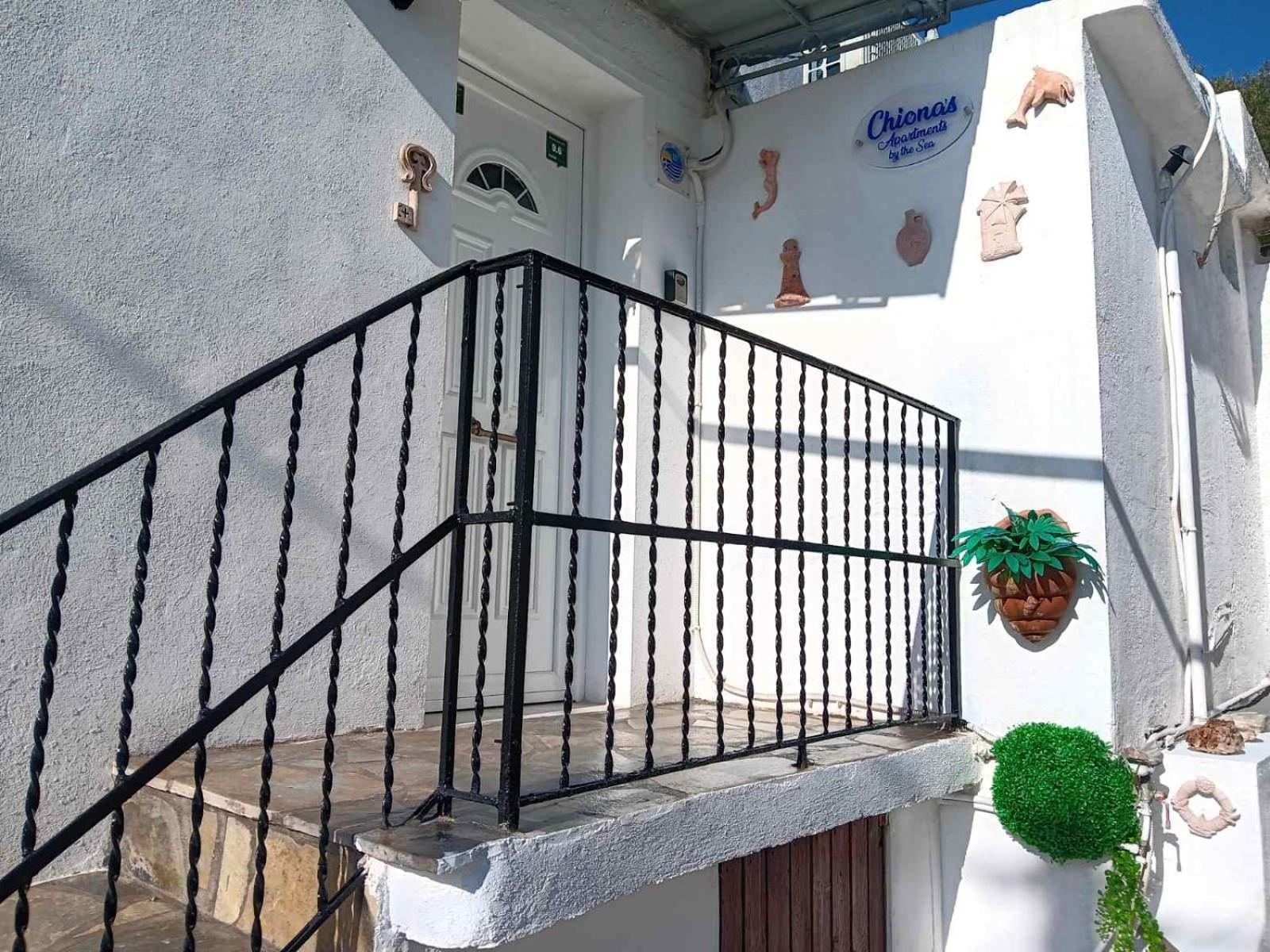 Chiona΄S Apartments By The Sea Paleo Trikeri Luaran gambar